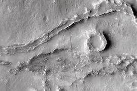 Tìm thấy bằng chứng mới về sự tồn tại của nước trên Sao Hỏa