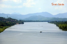 Bí mật lịch sử của dòng sông phong thủy gắn với Kinh thành Huế 