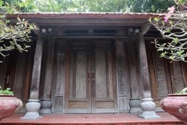 Ngôi nhà cổ làm từ gỗ quý “ngang kim cương” ở Bắc Giang 