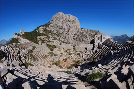 Tòa thành cổ bất khả xâm phạm từng khiến Alexander Đại đế bó tay