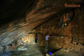 Có hay không kho báu bị chôn giấu quanh Núi Bà Đen? 