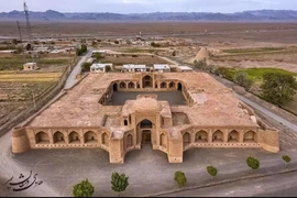 Độc đáo loạt 'nhà trọ sa mạc' tuổi đời 500 năm của Con đường Tơ lụa 