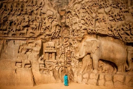 Kiệt tác quần thể đền thờ ngàn tuổi tạc từ đá cực tinh xảo