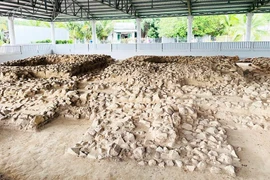 Khai quật di tích Óc Eo mang bí ẩn nghìn năm 