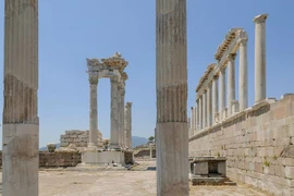 Tàn tích thủ đô huyền thoại của vương quốc Pergamon 