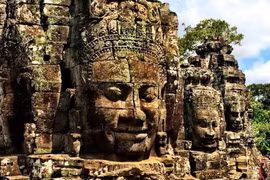 Chiêm ngưỡng tàn tích kinh đô cuối cùng của đế quốc Khmer 