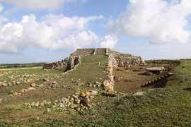 Chiêm ngưỡng kim tự tháp thời tiền sử độc nhất vô nhị châu Âu 