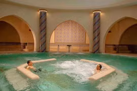 Vua chúa xưa chống nóng độc đáo thế nào? 