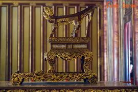 Trong suốt lịch sử tồn tại của mình, ngai vàng trong điện Thái Hòa đã chứng kiến nhiều sự kiện lịch sử lớn của nhà Nguyễn và cả dân tộc.