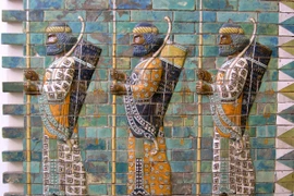 Ẩn số vụ 5 vạn quân Ba Tư mất tích giữa sa mạc Sahara 