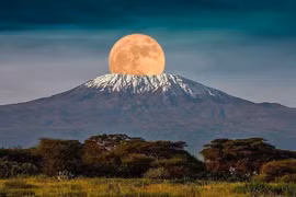 Kỳ quan có một không hai ở vườn quốc gia kỳ vĩ nhất châu Phi 