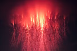 Giải mã hiện tượng ánh sáng ma quái trên quỹ đạo Trái Đất