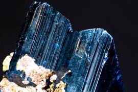 Soi khoáng vật hiếm giá cực cao, chứa đầy năng lượng tâm linh 