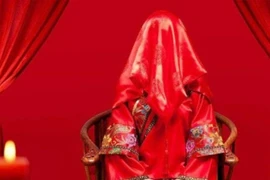 Tân hôn, cô dâu thắt cổ chết, Bao Công phá án sao?