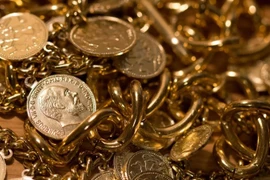 Đế quốc châu Âu suy vong vì cơn ác mộng vàng đầu độc thế nào?