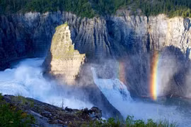 Chiêm ngưỡng vùng đất hoang dã đẹp nhất Canada, ít người có thể tới