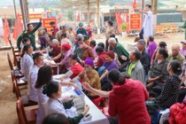 Xuân Chiến sĩ 2026 trao hàng nghìn phần quà tại Lâm Đồng