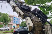 Những thiệt hại đầu tiên tại Nghệ An khi bão số 5 Kajiki đi qua