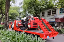 Cảnh sát điều robot hiện đại dập đám cháy chung cư tại TP HCM