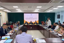 Bốn mươi năm - hành trình của trí tuệ, bản lĩnh và sự cống hiến