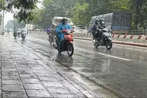 Ngày 3/3, Bắc Bộ mưa dông, Nam Bộ tiếp tục nắng nóng