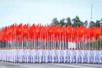 Vững bước dưới cờ Đảng