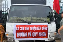Người dân Lâm Đồng hướng về miền Trung bằng những điều chân thật nhất