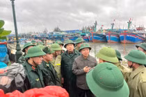 Phó Thủ tướng Trần Hồng Hà kiểm tra công tác chống bão số 13 tại Gia Lai