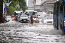 Mưa lớn ở miền Bắc, Hà Nội nguy cơ ngập nhiều tuyến phố