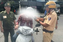 Nhiều 'ma men' thúc thủ vì CSGT đổi cách kiểm tra nồng độ cồn