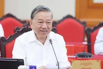 Bộ Chính trị cho ý kiến về công tác chuẩn bị Đại hội Đảng bộ Mặt trận Tổ quốc