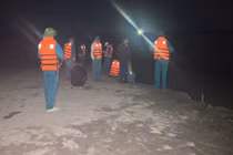 Dông lốc làm lật bè khiến 2 người tử vong ở Quảng Ninh