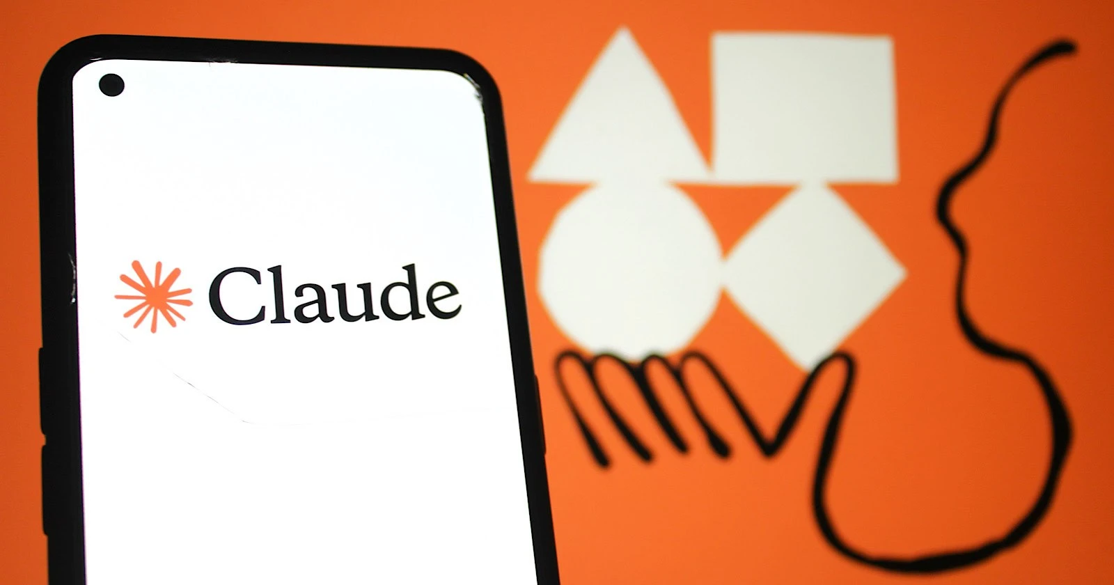 Đại kình địch ChatGPT tung AI mới thách thức ngôi vương