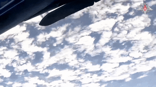 Bom lượn UMPK giúp Không quân Nga từ bị hoài nghi cho đến "hung thần"