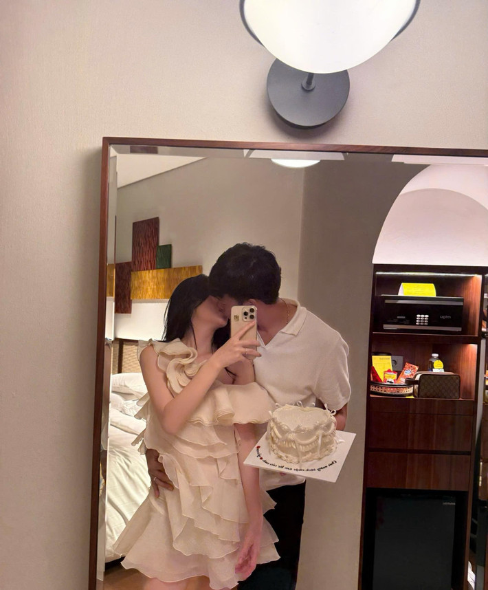 Người đẹp Tuyên Quang đang mơ về ngày thức dậy trong căn phòng ngủ đầy ánh nắng, căn bếp thơm mùi cà phê và dạo chơi trong không gian sống cởi mở, khuôn viên rộng thoáng dành cho cậu quý tử Leo đang ngày một lớn lên.