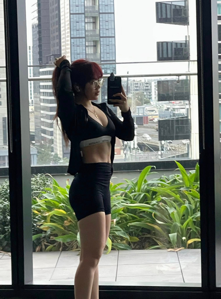 Với hình ảnh mới nhất tại phòng gym, hot girl, người mẫu ảnh Bảo Hân Helia (Nguyễn Bảo Hân) đã khiến cộng đồng mạng không khỏi trầm trồ và ngưỡng mộ.