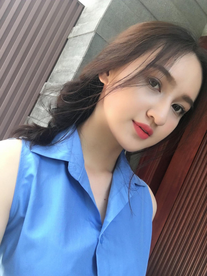 Tưởng chừng sau sinh, nhan sắc của Mai Tây sẽ ít nhiều bị ảnh hưởng, nhưng trái lại, cô nàng lại càng trở nên mặn mà và xinh đẹp hơn.