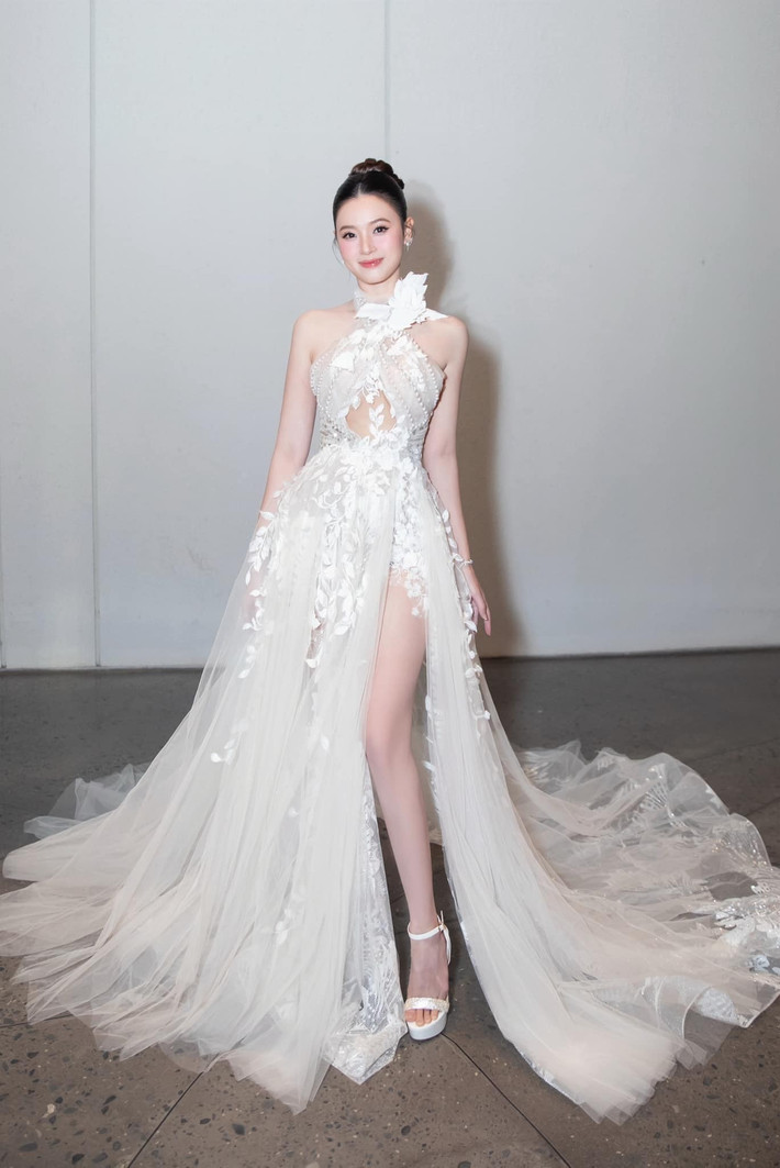Nếu theo dõi Midu từ lâu, người hâm mộ có thể dễ dàng nhận ra cô nàng thuộc hội chị đẹp mê thể thao.