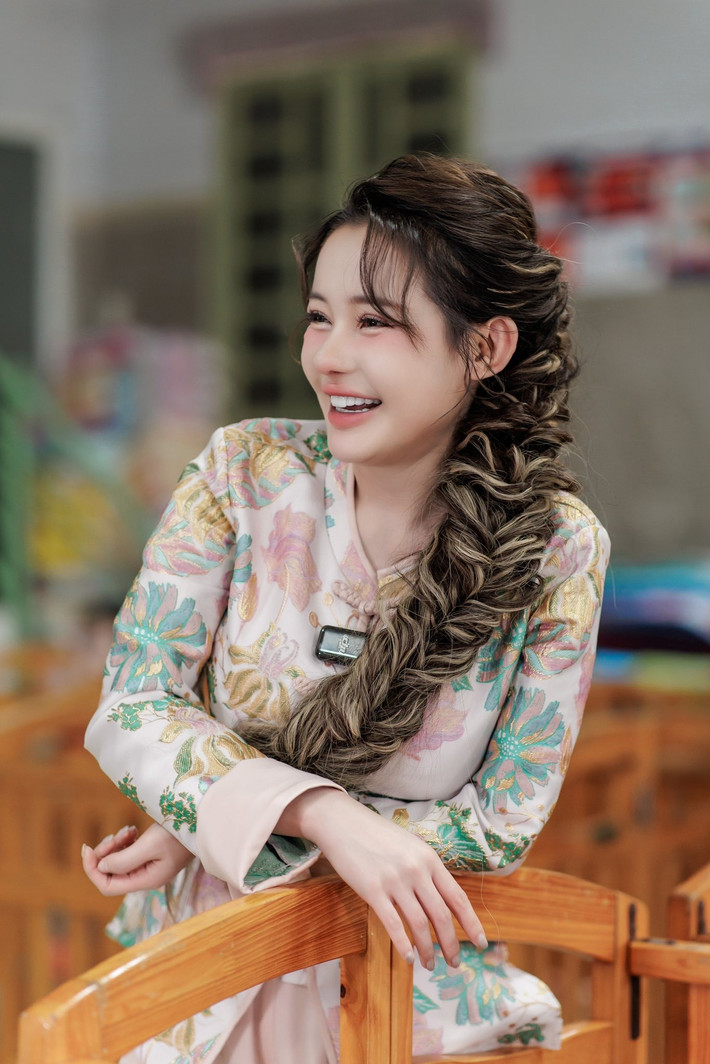 Gần nhất, ngày 26/5 vừa qua, Ngân 98 cho biết các sản phẩm hiện tại không liên quan đến Công ty TNHH Zubu, đơn vị bị Cục An toàn thực phẩm phản ánh. Cô cho biết doanh nghiệp nêu trên đã ngừng hoạt động từ 2 năm trước. Các sản phẩm bị "điểm tên" đã không còn lưu hành trên thị trường.