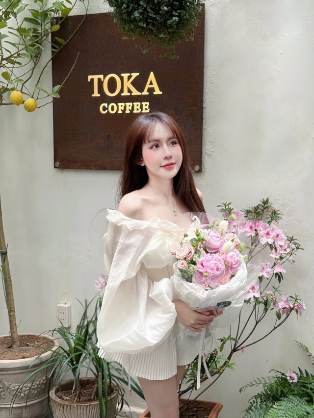 Được biết đến sau Gấm Kami song Lê Tuyết Anh mới là cái tên hot girl bida giữ được nhiệt trong lòng người hâm mộ ở thời điểm hiện tại.
