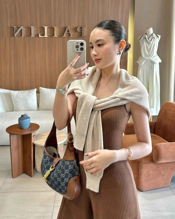 Sau khi tốt nghiệp, Phoiphailin trở về Lào và mở thương hiệu thời trang riêng. Hiện cô đã là chủ hai thương hiệu thời trang nữ, có cửa hàng tại thủ đô Vientiane.