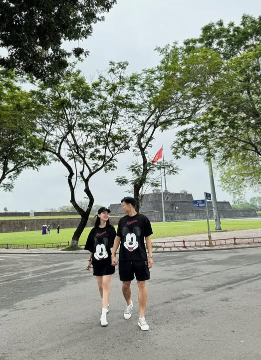 Dương Thùy Phương tạm gác công việc ngoài xã hội để tập trung chăm sóc chồng con và kinh doanh online.