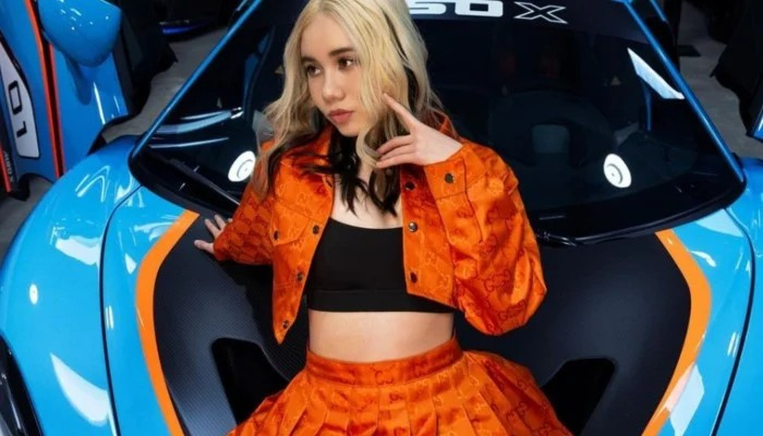 Lil Tay không ngần ngại khoe mức thu nhập “khủng” của mình, đồng thời khuyến khích các cô gái khác tham gia nền tảng trên. Nàng hot girl cũng càng gây tranh cãi hơn nữa khi thẳng thắn chia sẻ việc không quan tâm gia đình nghĩ gì và giờ đã kiếm được số tiền đủ để trang trải cho phần đời còn lại của mình.