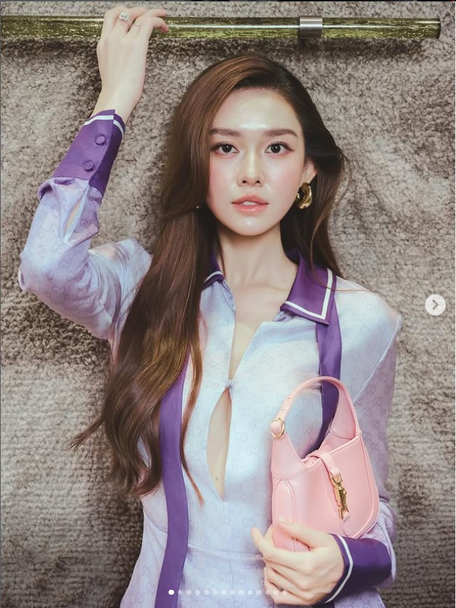 Thời gian gần đây, Á hậu Tường San thường xuyên chia sẻ những khoảnh khắc đời thường, giản dị nhưng vẫn toát lên vẻ đẹp không tì vết.