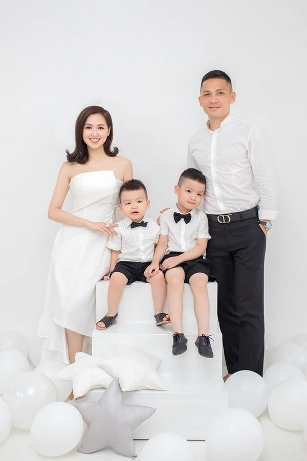 Bạn bè của Tâm Tít cho hay, Ngọc Thành rất yêu thương và bảo vệ Tâm Tít giữa sóng gió tình cảm. Cả hai đã quen biết nhau từ lâu nhưng chính thức công khai tình cảm từ tháng 10/2014.