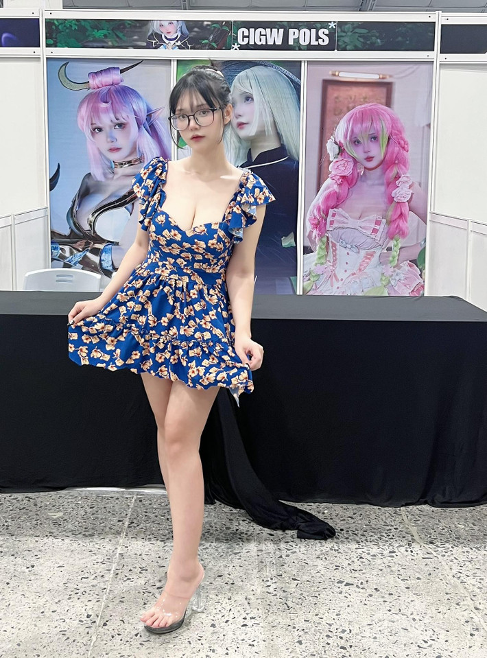 Cigw Pols - nữ coser được xem là "ngọn gió mới" trong cộng đồng cosplay, tái khẳng định lại sức hút của loại hình ero mà vẫn bị nhiều người định kiến và gán ghép nhiều đồn đoán.
