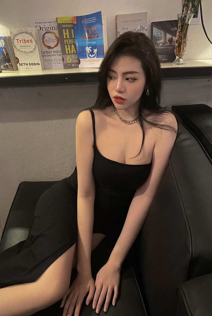 Dù là món ăn dân dã, Như Phương vẫn trình bày thành phẩm gọn gàng, màu sắc hài hòa, video luôn tươi sáng, giúp người xem dễ cảm nhận hương vị qua màn hình, tạo nên hiệu ứng lan tỏa mạnh mẽ.