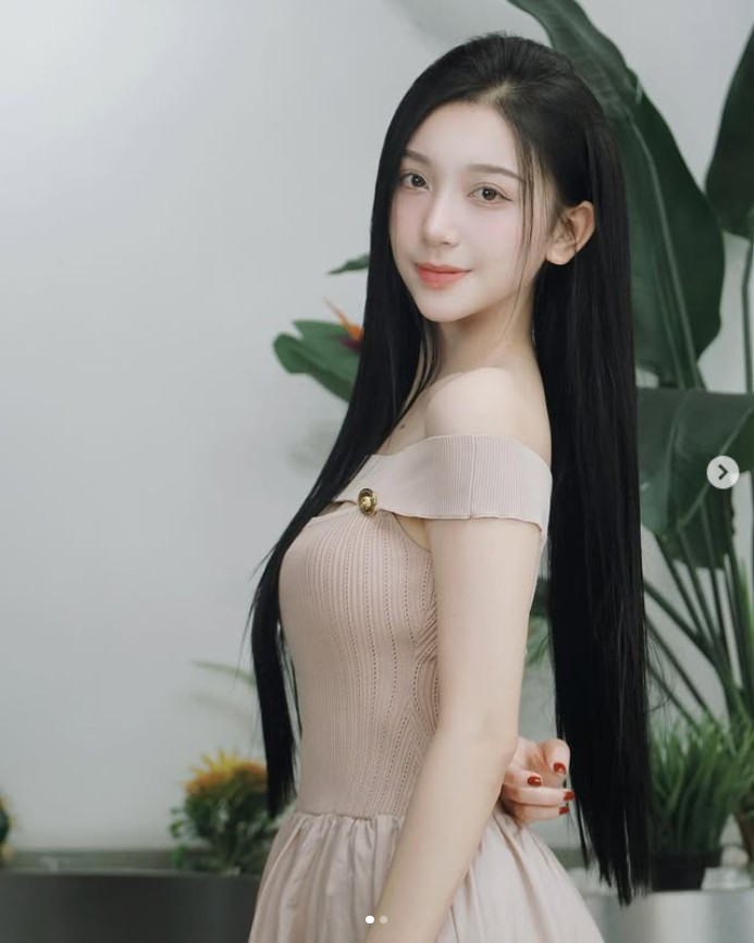 Sự xuất hiện của hot girl pickleball Thùy Dung Nguyễn đã mang đến một không khí mới mẻ, khuấy động cộng đồng yêu thể thao.