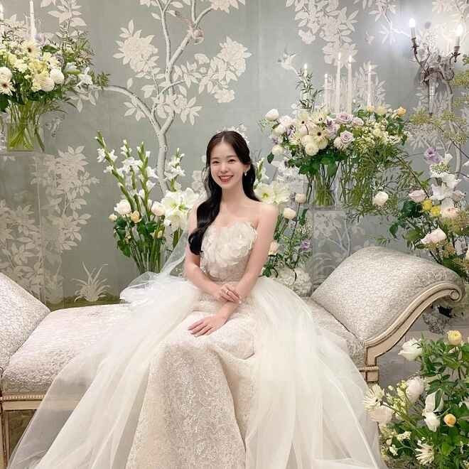 Tới nay, tên tuổi của Haneul Lee đã dần lãng quên trong làng thời trang, thương hiệu nội y của cô cũng không còn hoạt động. Tài khoản cá nhân và hình ảnh thường ngày của cô không còn gây "bão mạng" như trước.
