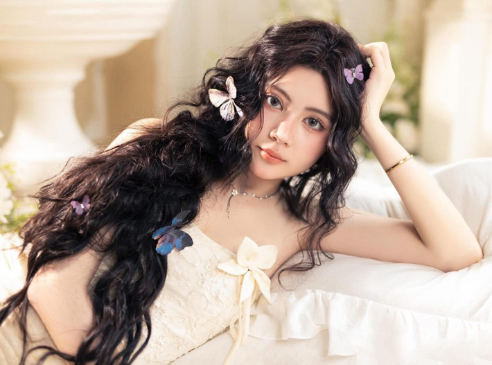 Mỗi khung hình của Hạt Dẻ đều toát lên vẻ đẹp ngọt ngào, trong sáng đúng với lứa tuổi 17 tràn đầy sức sống.